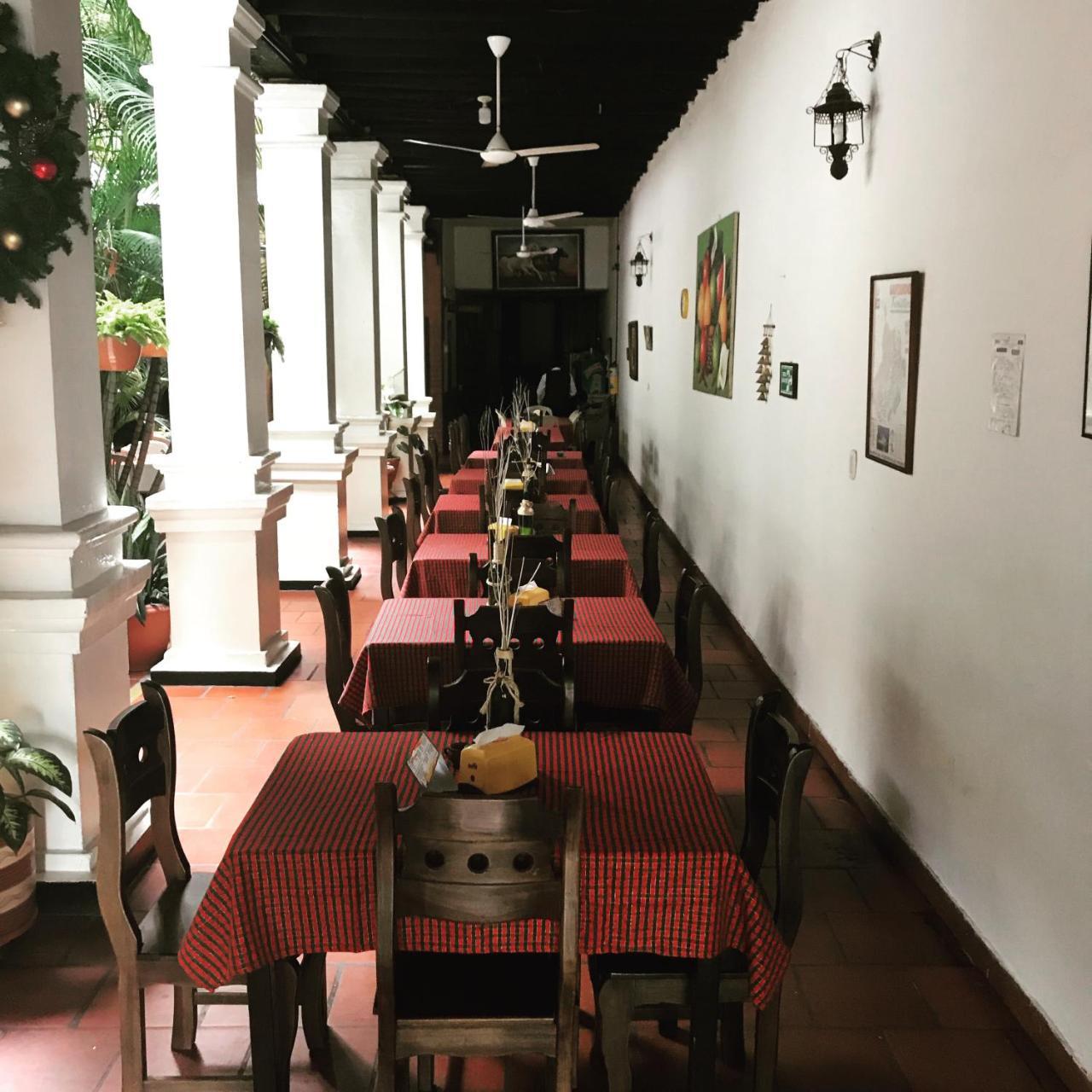 Hotel Nieves Giron